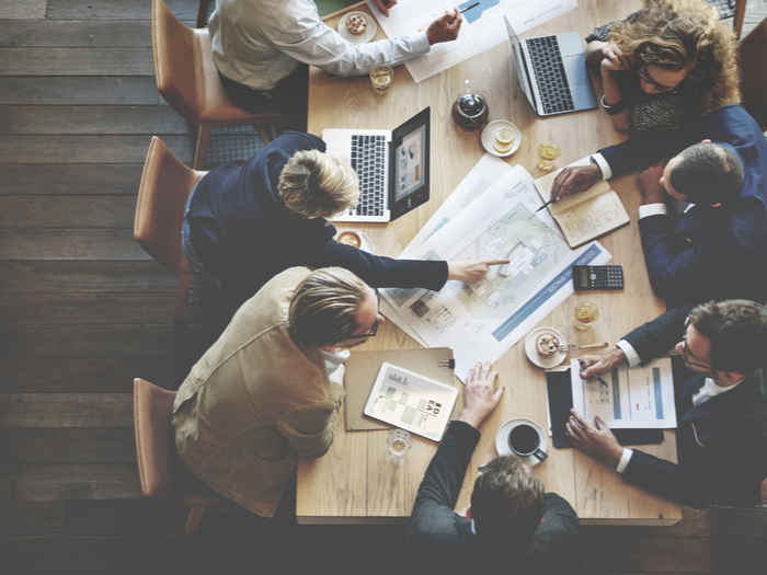 邦德大學(xué)法學(xué)碩士深度解析 優(yōu)勢、課程與留學(xué)指南